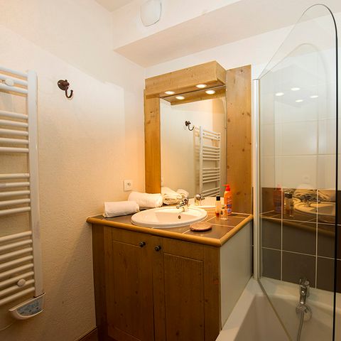 APPARTEMENT 8 personnes - G/177_3 PIECES CABINE OU MEZZ 8 PERSONNES