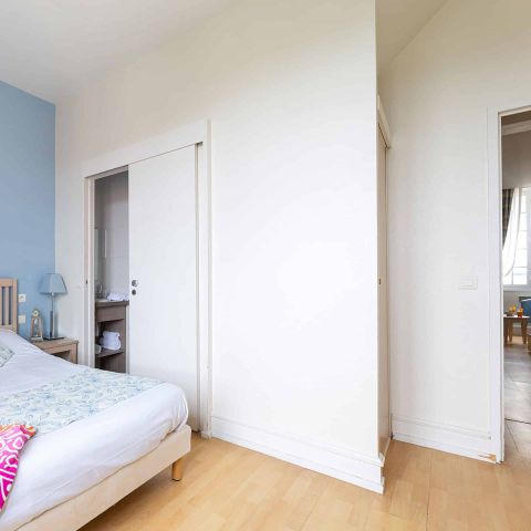 STUDIO 2 personnes - G/292_STUDIO 2 PERSONNES CÔTÉ RUE
