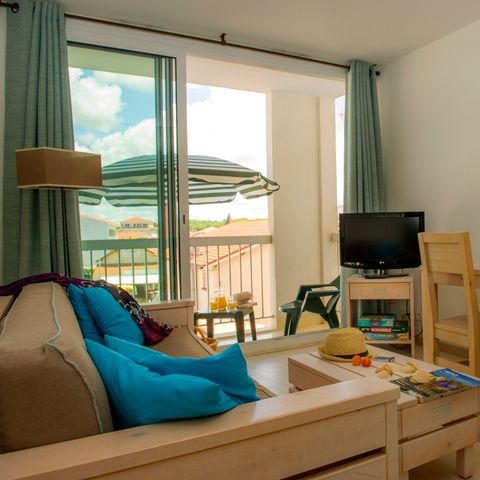 STUDIO 2 personnes - G/165_STUDIO 2 PERSONNES