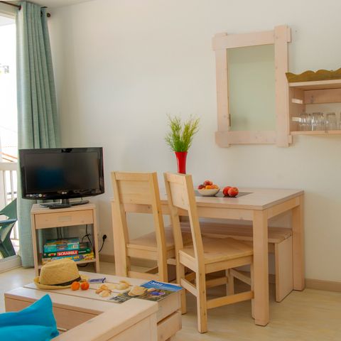 APPARTEMENT 6 personnes - G/165_3 PIECES 6 PERSONNES