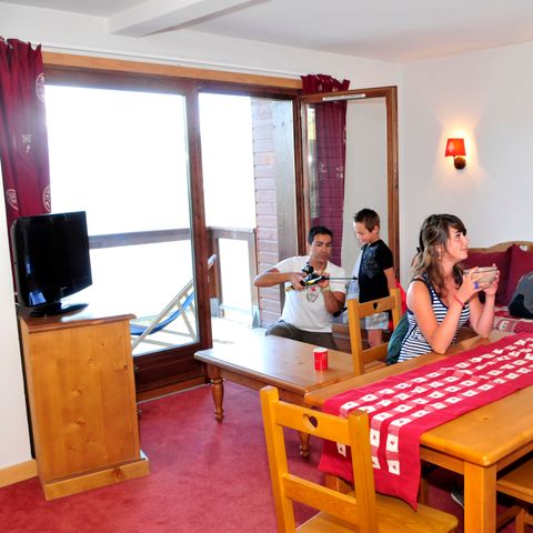 STUDIO 4 personnes - G/15_STUDIO 4 PERSONNES