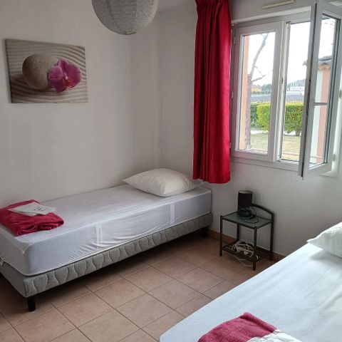 GÎTE 6 personnes - 50m² - 2 chambres avec jardin