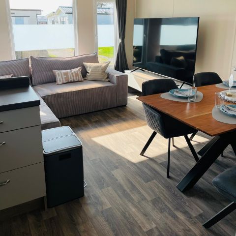 CHALET 4 personnes - Lieu : Kamperland – Camping de Molenhoek – Plage J55 