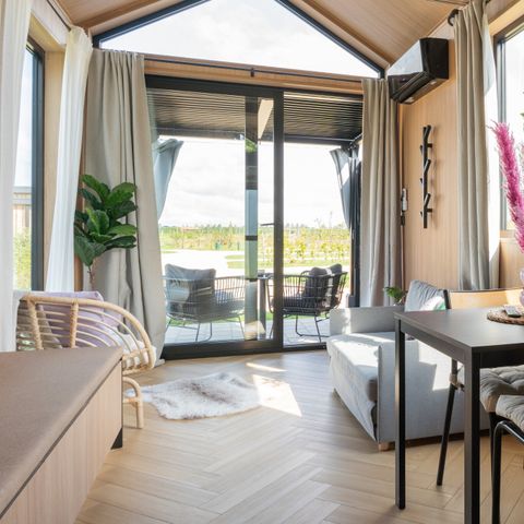 HÉBERGEMENT INSOLITE 3 personnes - Lieu : Waarde - Luxe 2
