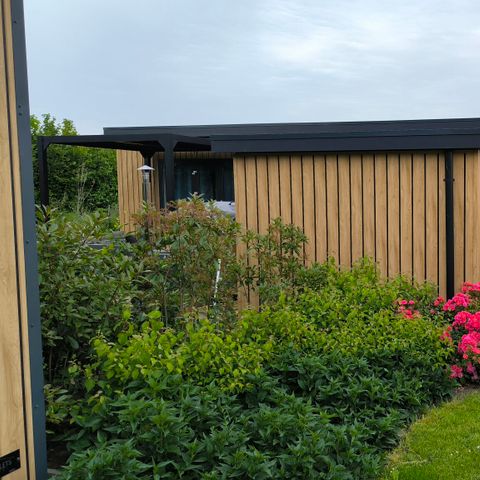 CHALET 6 personnes - Luxe sur mini camping Value avec bain à remous