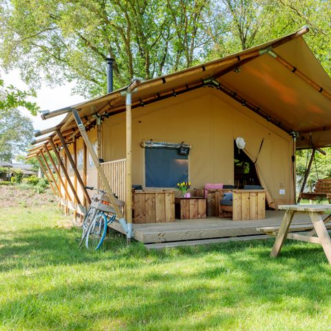 Tente en toile et en bois 4 personnes - Nordic Safari Lodge Fjäll