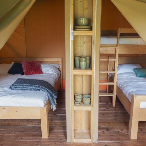 TENTE TOILE ET BOIS 5 personnes