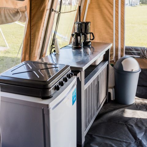 Tente en toile et en bois 4 personnes - Tente de glamping