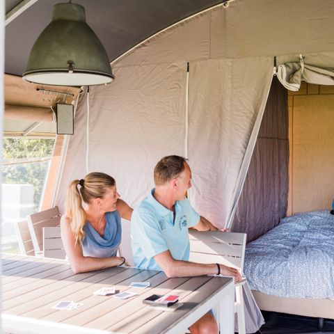Tente en toile et en bois 4 personnes - Tente de glamping
