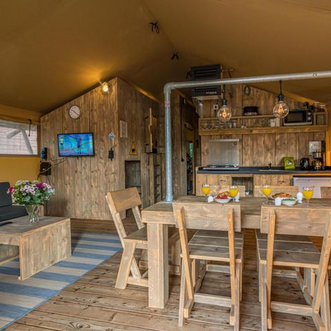 TENTE TOILE ET BOIS 7 personnes - Lodge de glamping