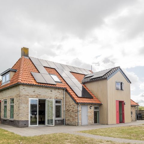 MAISON 16 personnes - Ferme familiale avec piscine intérieure privée et sauna