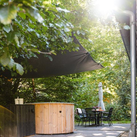 MAISON 6 personnes - Ferme confortable avec jacuzzi