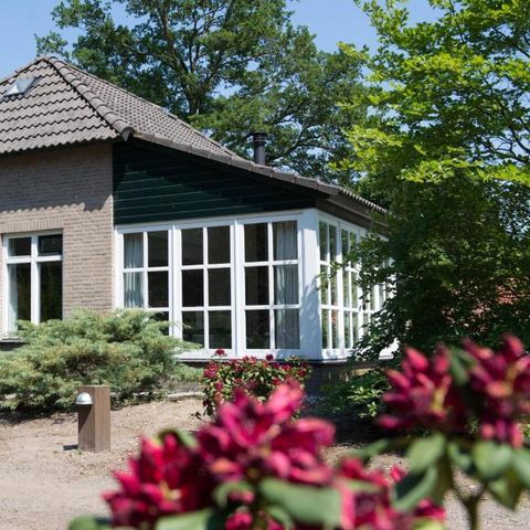VILLA 6 personnes - avec bain à remous privé