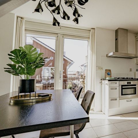 Appartement 4 personnes - Appartement familial à Uitgeest avec une grande terrasse