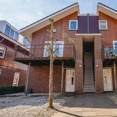 Appartement 6 personnes - Appartement de luxe au bord de l'eau à Uitgeest avec terrasse privée