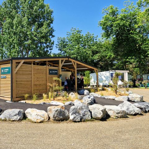 Emplacement - Tente avec électricité - Côté Lac - Accès Piéton