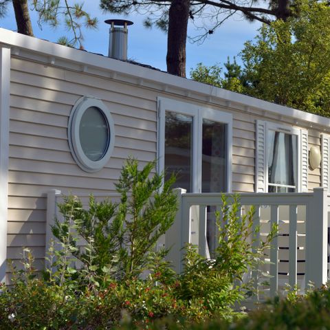 Mobilhome 4 personnes - Dimanche - COTTAGE - CONFORT - 2 chambres - 30m² - Terrasse parasol