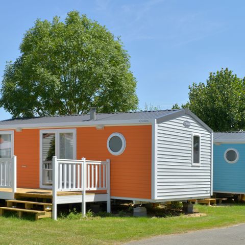 MOBILHOME 5 personnes -  SAM - COTTAGE CONFORT 2ch/ 4/5p - 30m² - Terrasse parasol