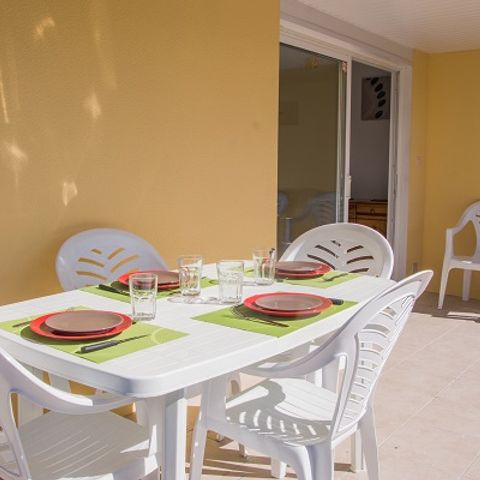 BUNGALOW 4 personnes - LAGON Samedi