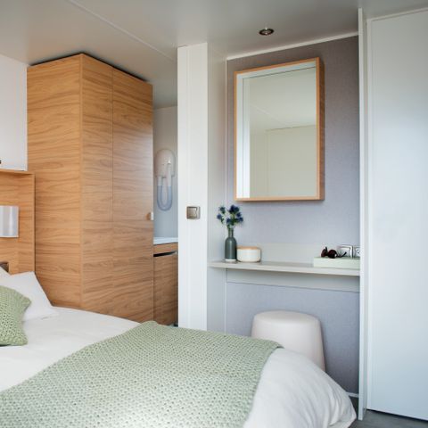 MOBILHOME 4 personnes - Cottage Premium - 2 chambres - 2 salles de bains - Draps, serviettes, plancha, forfait ménage inclus