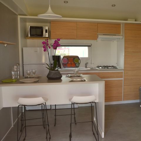 MOBILHOME 4 personnes - Cottage Premium - 2 chambres - 2 salles de bains - Draps, serviettes, plancha, forfait ménage inclus