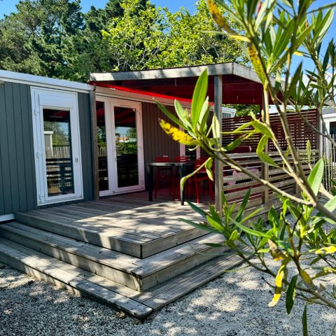 MOBILHOME 4 personnes - Cottage Premium - 2 chambres - 2 salles de bains - Draps, serviettes, plancha, forfait ménage inclus