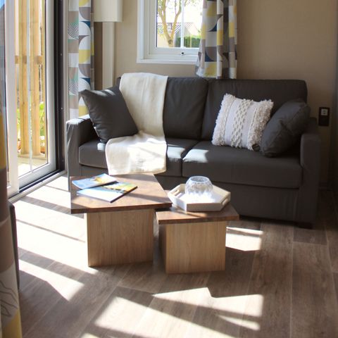 CHALET 4 personnes - Premium Badiane - 2 chambres - 2 salles de bains - Draps, serviettes, plancha, forfait ménage