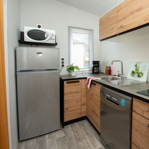BUNGALOW 8 personnes - LUXE CONFORT 6/8 personnes 3 ch, CLIM / TV / WIFI gratuit