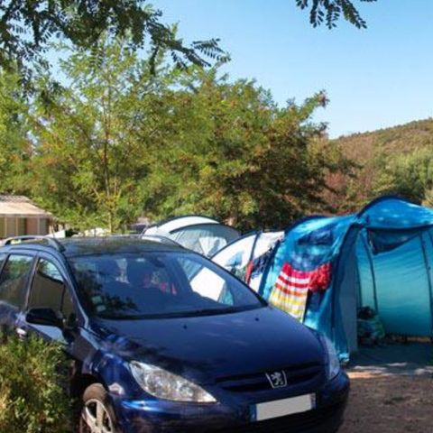 Emplacement - Emplacement moyen pour tente ou camping car