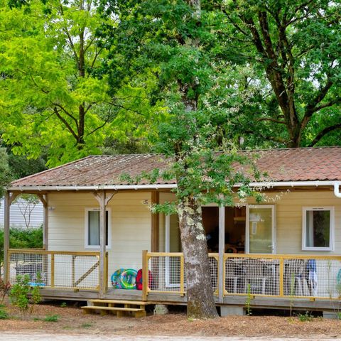 CHALET 7 personnes - Family 3ch-CLIM-terrasse XXL couverte-TV-LV-plancha-32m²| PREMIUM