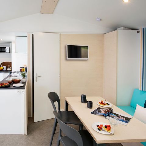 Mobilhome 5 personnes - Family - 2 chambres - PREMIUM -28m²-Roselune-Clim-TV-lave-vaiss.-plancha-terrasse - XXL couverte