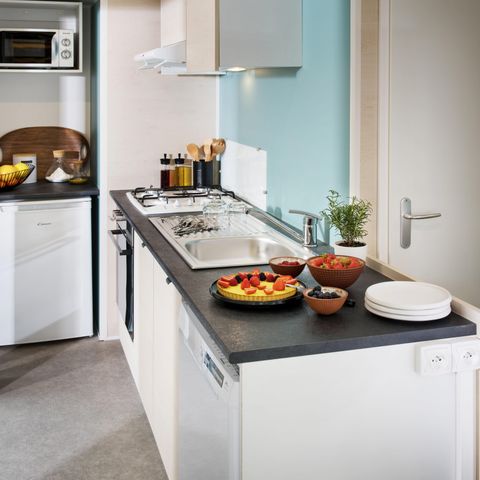 MOBILHOME 5 personnes - Family 2ch-CLIM-terrasse XXL couverte-TV-LV-plancha-28m² | PREMIUM