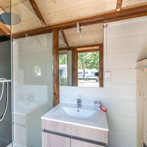 Emplacement - Premium Sanitaires Privés 6 personnes