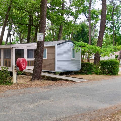 MOBILHOME 5 personnes - Life 2ch PMR- CLIM -TV-LV-plancha-32m²-terrasse couverte | PREMIUM 