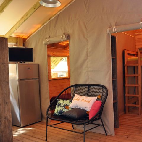 LODGE 5 personnes - Cosyflower 2ch -TV-plancha-terrasse couverte-28m² | CONFORT