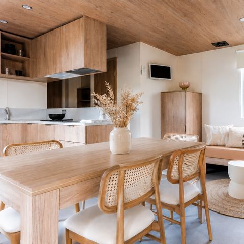 Mobilhome 6 personnes - Cocoon - 3 chambres - 2 salles de bain - PREMIUM+ -40m² -SPA-Clim-TV-lave-vaisselle-plancha-terrasse couv.-pack travel