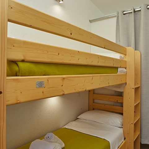 CHALET 6 personnes - Chalet | Comfort | 3 Ch. | 6 Pers. | Terrasse simple | 2 SDB | Clim.
