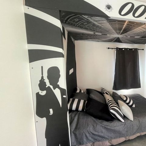 HÉBERGEMENT INSOLITE 4 personnes - Cabane Cinéma Ven/Ven