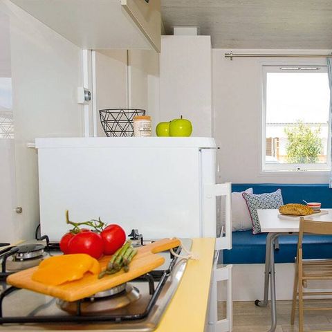 MOBILHOME 4 personnes - Classic | 2 Chambres | 4 Couchages | Terrasse semi couverte | 1 Salle de bain | Climatisation