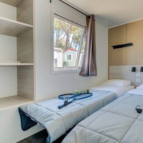 MOBILHOME 6 personnes - Premium | 3 Chambres | 6 Couchages | Terrasse lounge | 1 Salle de bain | Climatisation | Télévision