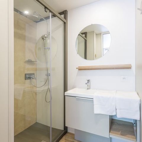 MOBILHOME 8 personnes -  Ultimate Plus | 3 Ch. | 6/8 Pers. | Terrasse Lounge | Outdoor kitchen | 2 SDB | Clim. | TV