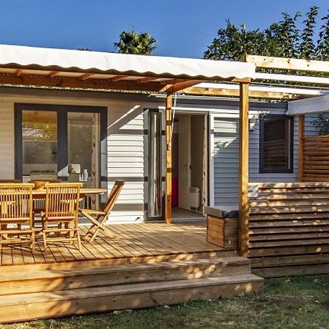 MOBILHOME 7 personnes - PREMIUM - 3 chambres avec climatisation +TV+ Plancha à gaz + 2 SDB 