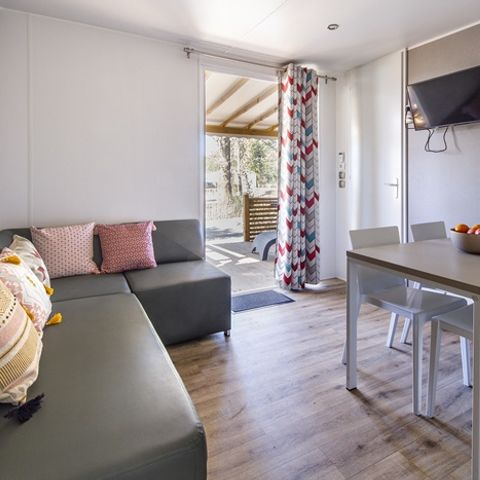MOBILHOME 5 personnes - PREMIUM - 2 chambres avec climatisation +TV+ Plancha à gaz + 2 SDB 