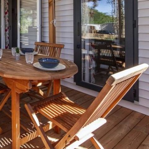 MOBILHOME 5 personnes - PREMIUM - 2 chambres avec climatisation +TV+ Plancha à gaz + 2 SDB 