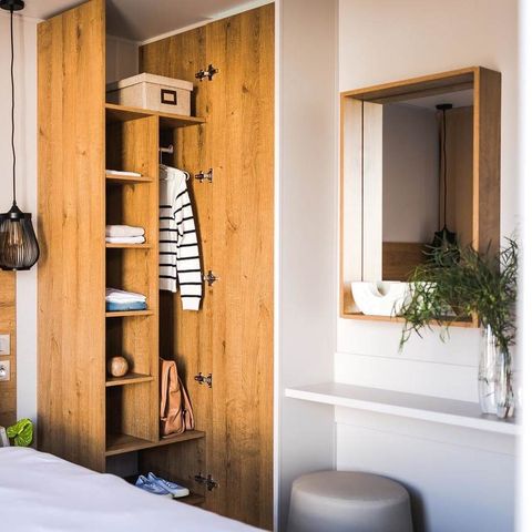 MOBILHOME 5 personnes - PREMIUM - 2 chambres avec climatisation +TV+ Plancha à gaz + 2 SDB - 2025