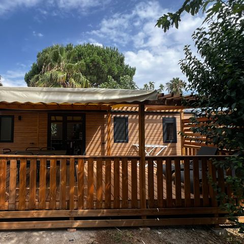 Mobilhome 8 personnes - PREMIUM - 3 chambres avec climatisation +TV+ Plancha à gaz + 2 SDB - 2026