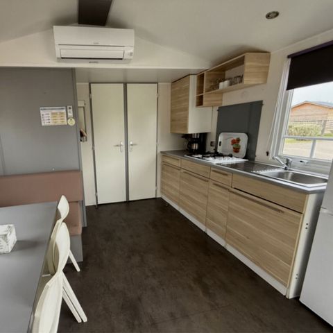 MOBILHOME 4 personnes - MH Confort Mistral 4 personnes - 2 chambres, climatisation et télévision