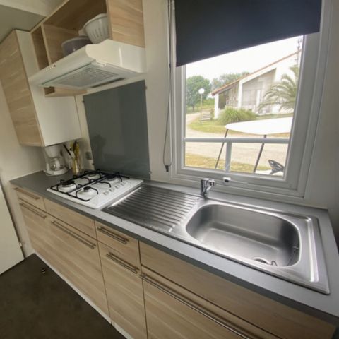 MOBILHOME 4 personnes - MH Confort Mistral 4 personnes - 2 chambres, climatisation et télévision