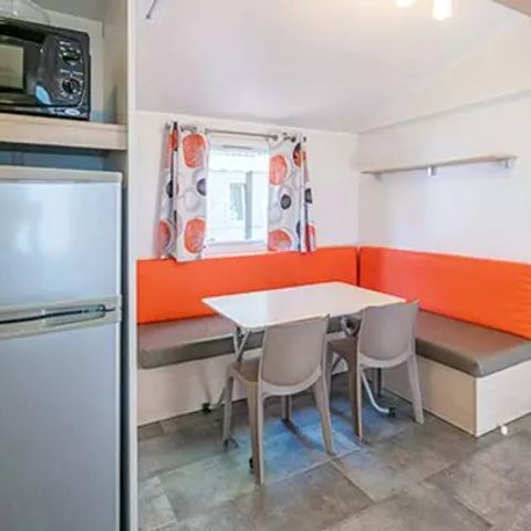 MOBILHOME 4 personnes - Classic | 2 Ch. | 4 Pers. | Terrasse surélevée | Clim. par Homair