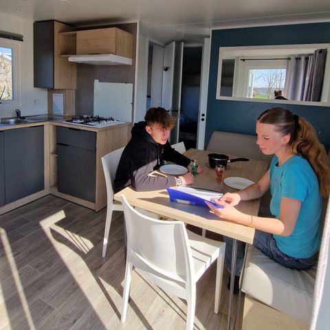 MOBILHOME 6 personnes - Mobil Home Lodge 83 Confort 3 chambres - 28 m² + terrasse intégrée de 8 m